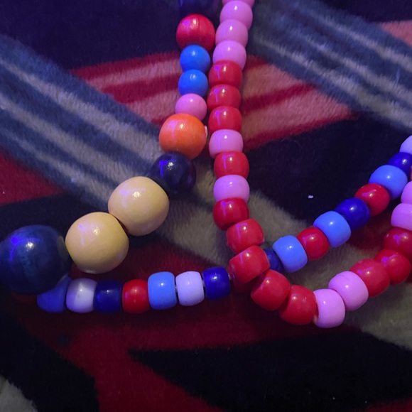 3 Colorful Necklaces - Picture 5 of 5